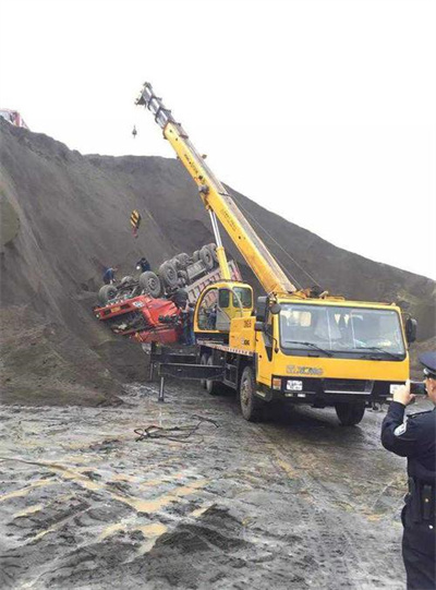 贵阳上犹道路救援